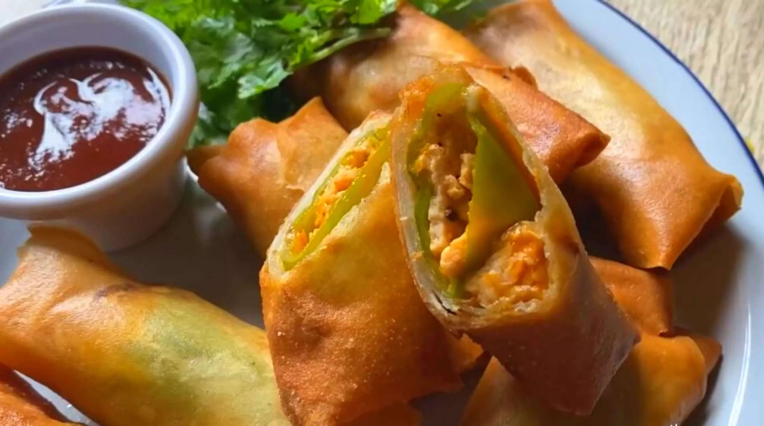 Crunchy and spicy chilli spring rolls with Bhavnagri chillies - How to ...