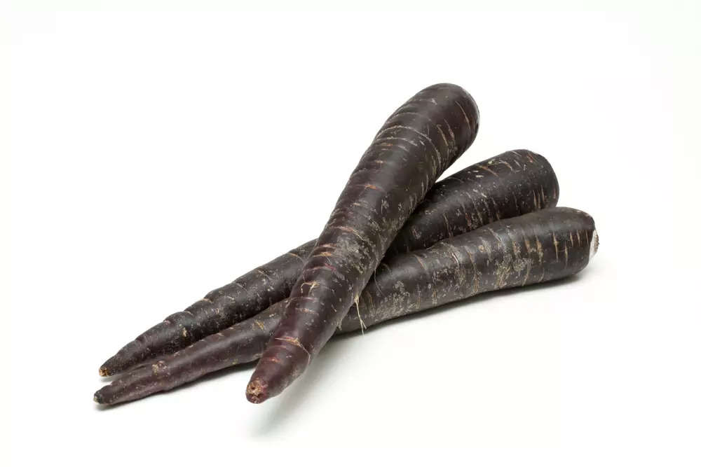 Black carrot benefits: From healthy eyes to weight loss - Nutrition: Health  Benefits and Facts - Times Foodie