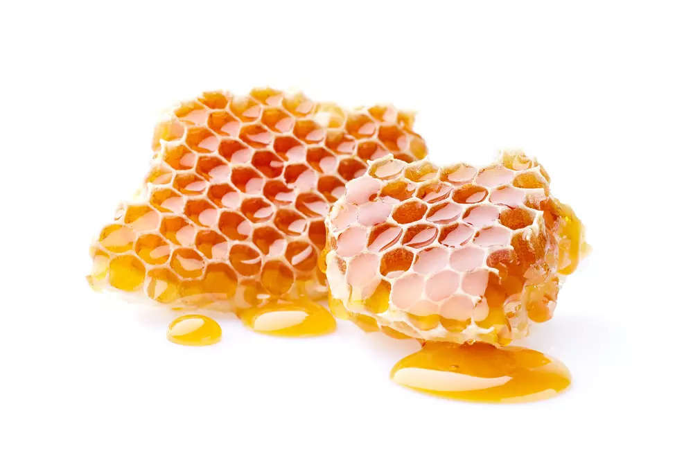 Honey Nutrition Facts and Health Benefits