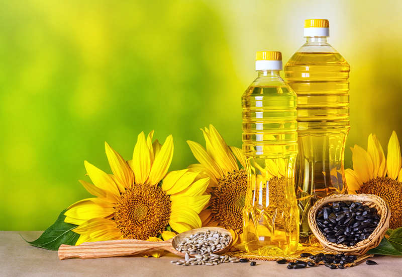 presentation of sunflower oil